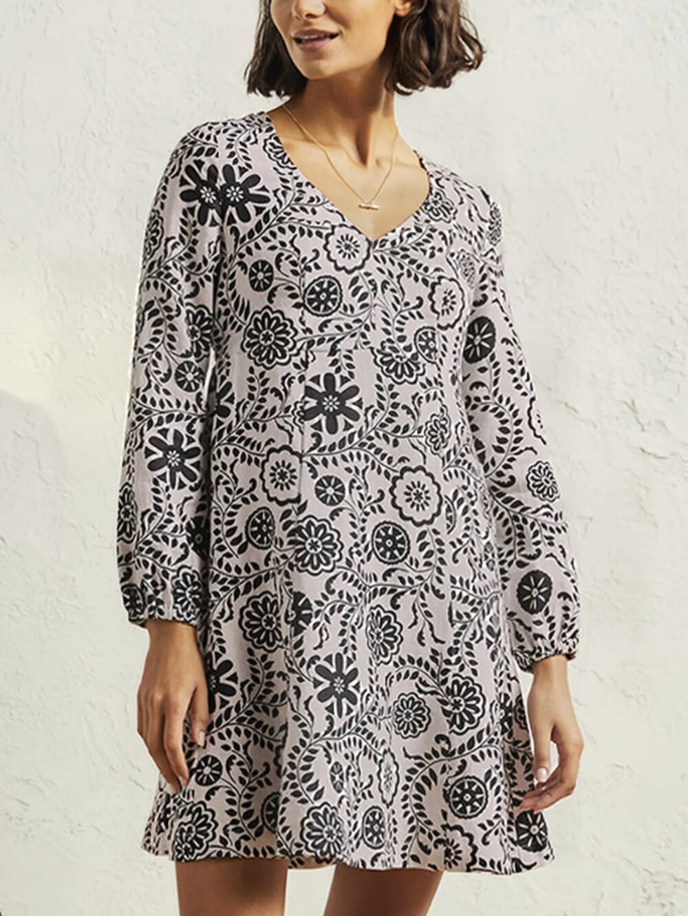 Boden Linen Ivory V-neck Flippy Mini Dress